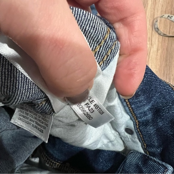 J Crew Classic vintage jean in all-day stretch - Picture 9 of 9